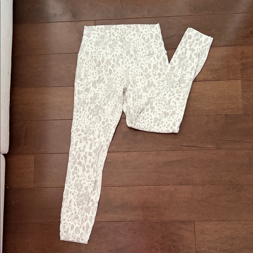 lululemon athletica White Patterned Leggings